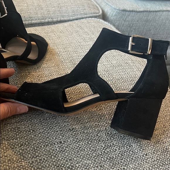 INC International Concepts Helen Black Genuine Suede Ankle Strap Sandal Size 7 - Picture 3 of 10